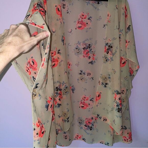 Live 4 Truth 3X Kimono Chiffon Cream Open Front Cardigan Pink Floral - Picture 3 of 10